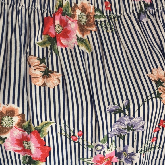 Cherish Off-Shoulder Floral Striped Top - Picture 4 of 16